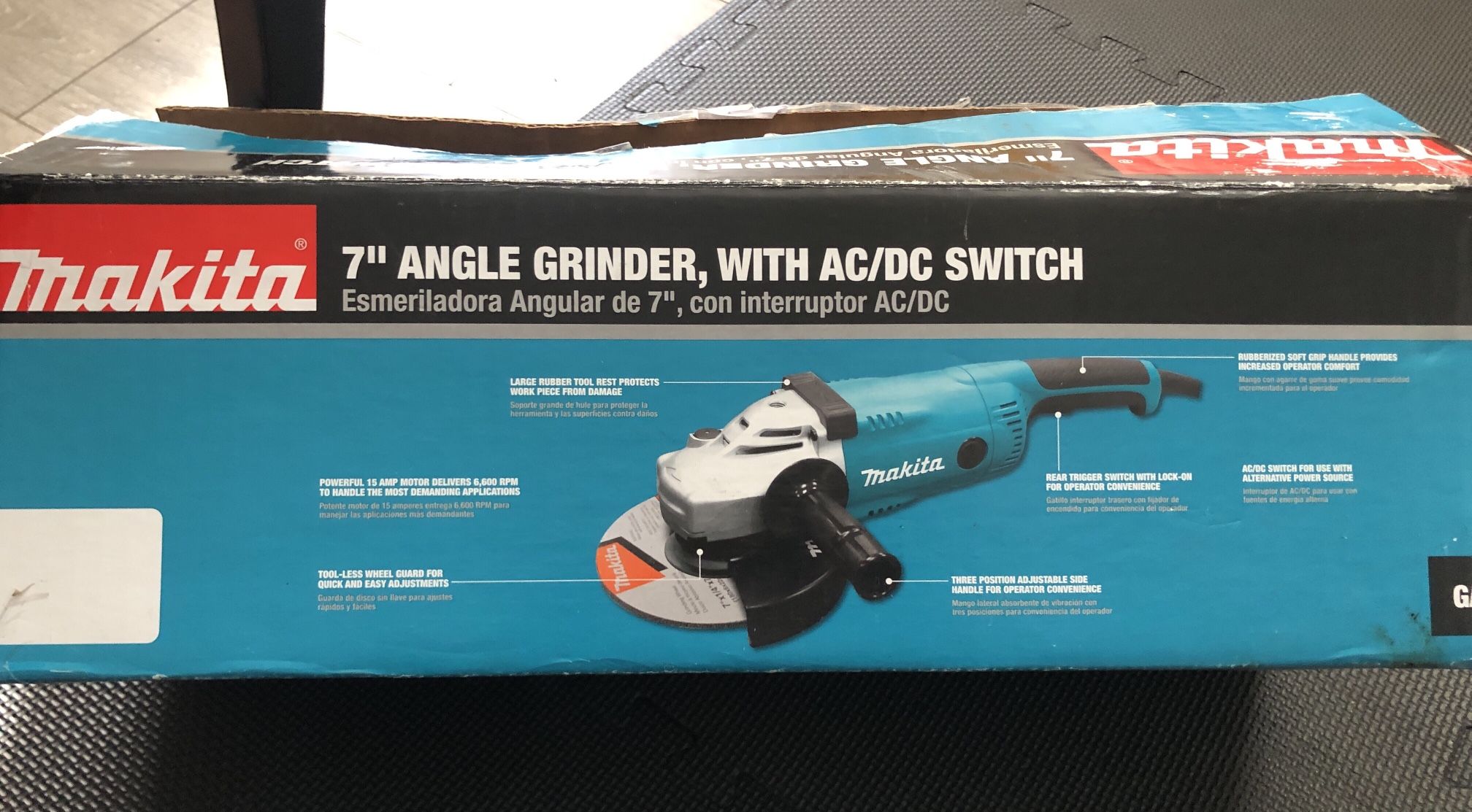 Makita 7 Inch Angle Grinder With Disks