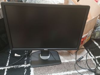 Dell Monitor 23.5" Diagonal length with Power cable