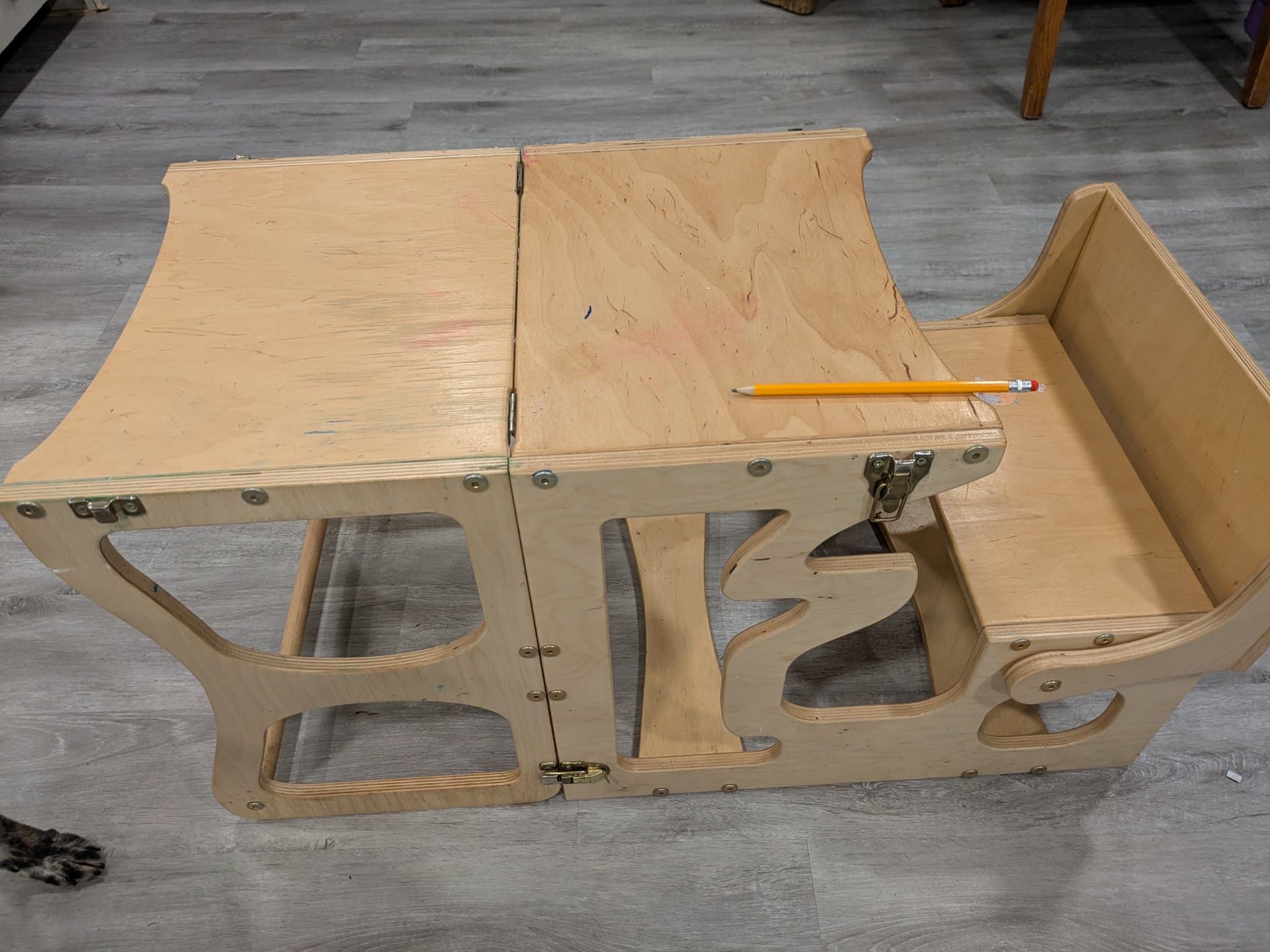 Kids Wood Craft Table!