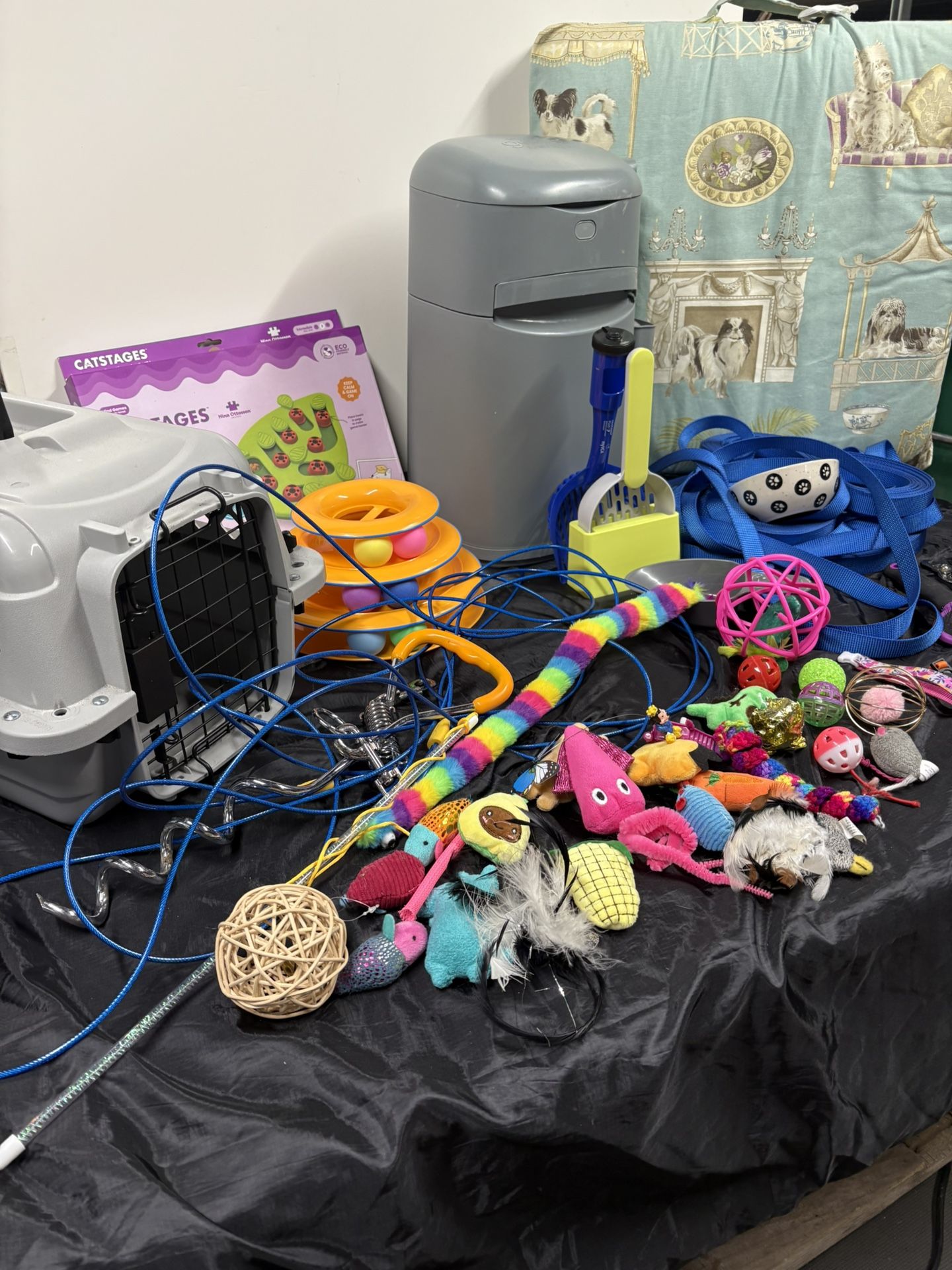 Huge Bundle -pets - Cats /small Dogs
