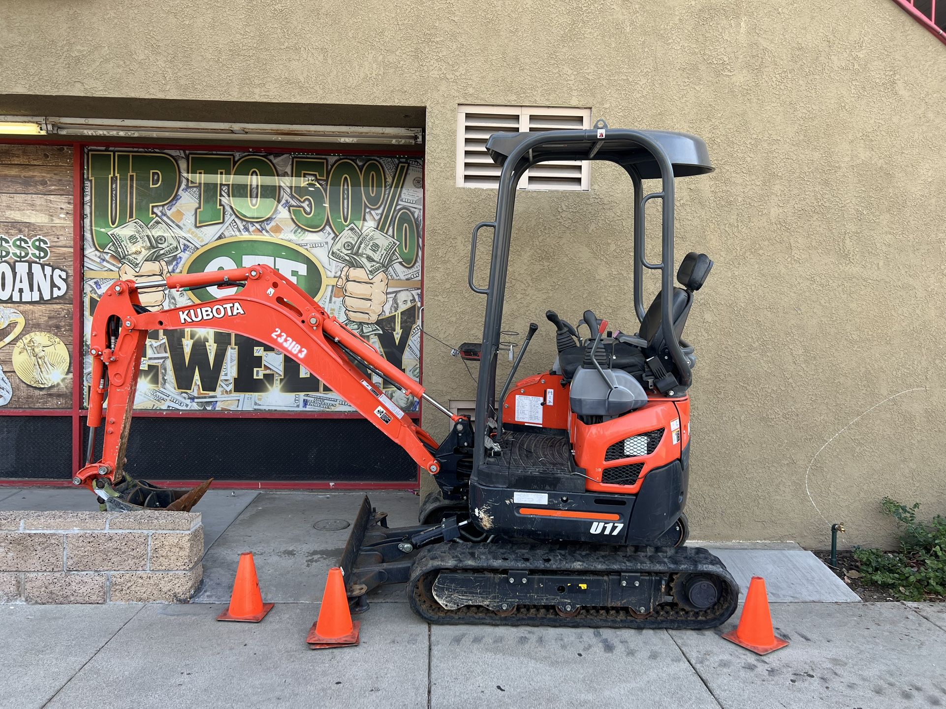 Kubota U17 Mini Excavator – Compact Powerhouse!