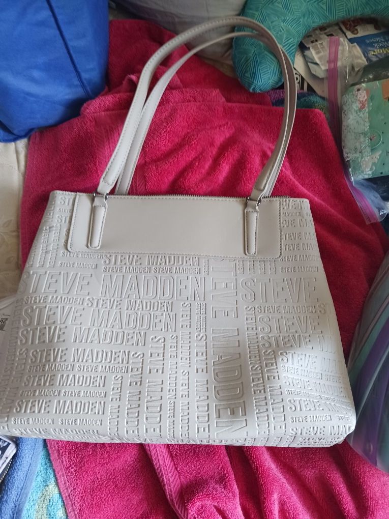 Brand New Handbags. Disney Mickey Mouse Steve Maddden