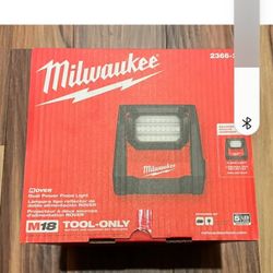 M18 GEN-2 18-Volt Lithium-Ion Cordless 4000 Lumens ROVER LED AC/DC Flood Light (Tool-Only)

(FRM, NEW