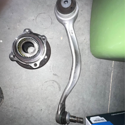 2019-2024 bmw x5 x6 x7 wheel bearing and control arm