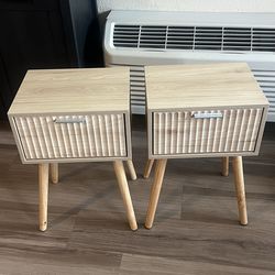 Natural Wood End Tables Set - See measurements for size!