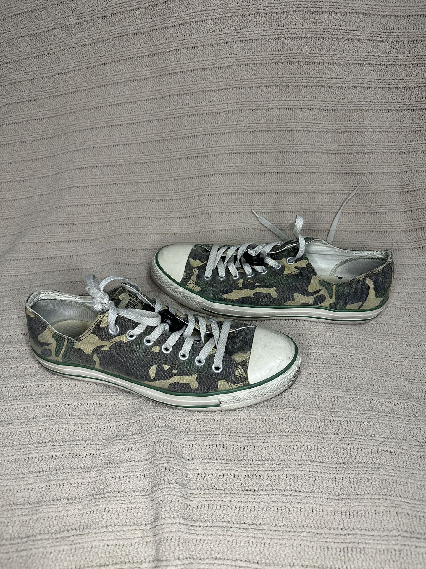 Converse Chuck Taylor All Star Low Army Camo Green Forest Grenade Lace Lock M10