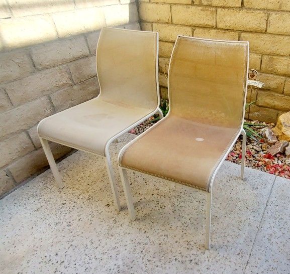 2 Outdoor Chairs 
