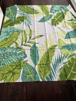 TAHARI Shower Curtain , Liner And Hooks