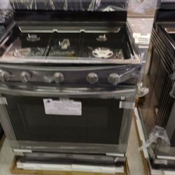 SAMSUNG BLACK STAINLESS STEEL STOVE OPEN BOX ITEM WITH AIR FRYER