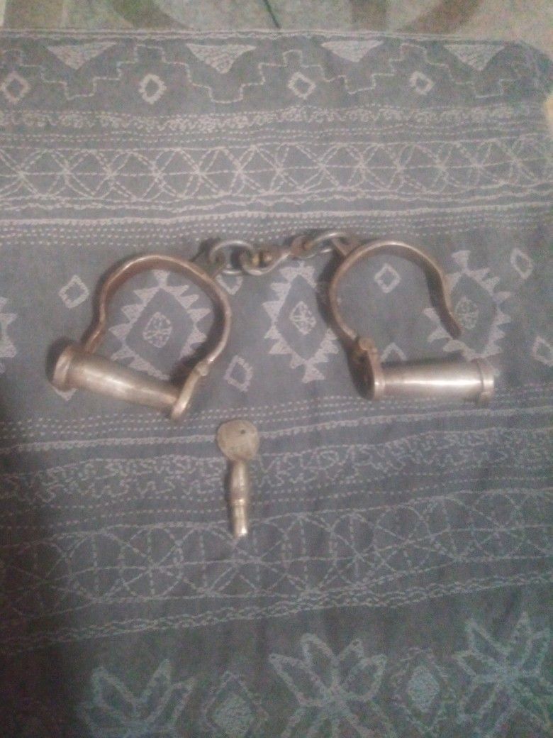 Antique 1840s Iron Handcuffs With Key Collector's Item They Operate Smoothly