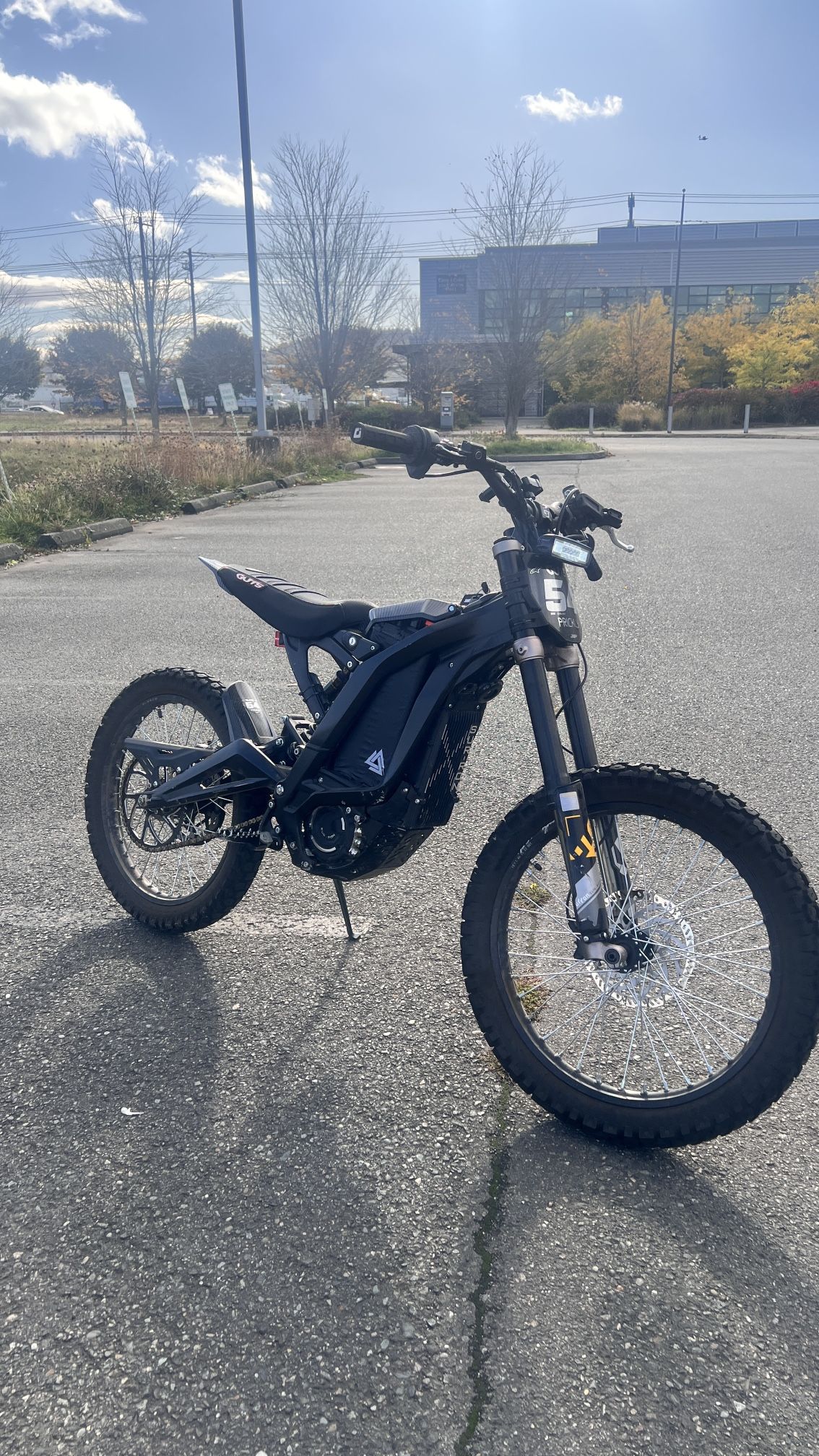 Surron Light bee X 2024