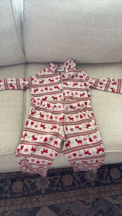 Girls or boys pajama set size 6/7