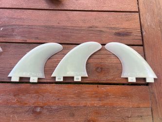 FCS -1 dual tab M3 glass flex surfboard fins
