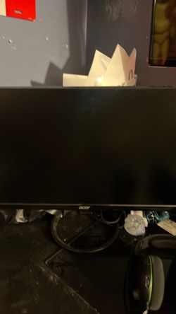 Perfect condition comes with wires this is a monitor