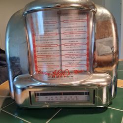 Old music jukebox pub style