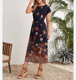 Emery Rose size small Navy floral midi dress with orange, white, and brown flowers  #lfloraldress #midi new