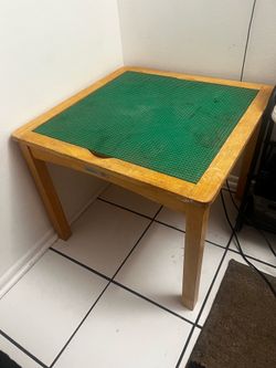 Lego imaginarium table