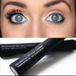 MOODSTRUCK 3D FIBER LASHES