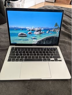 2020 MacBook Pro 13 Newest OSX Tahoe 2Ghz 16GB 512GB Storage