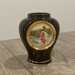 Japanese Vase 