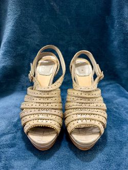 Christian Dior “Bonnie” size 5 1/2