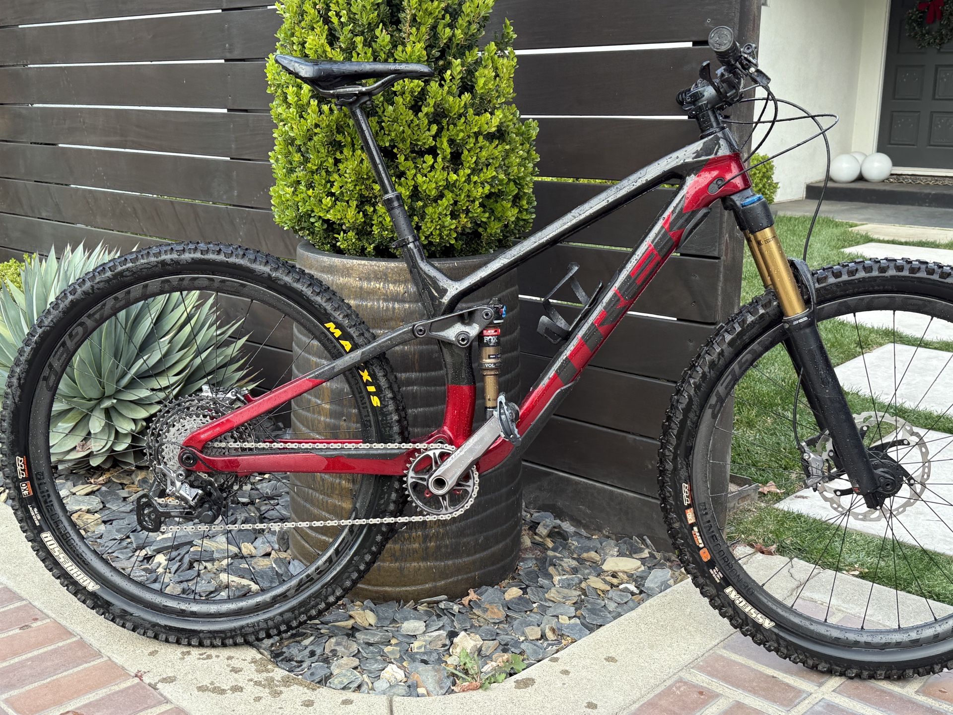 Trek Fuel 9.9 XTR 29CN-RD