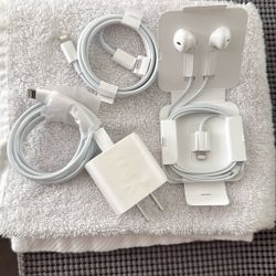 iPhone Chargers/headphones 