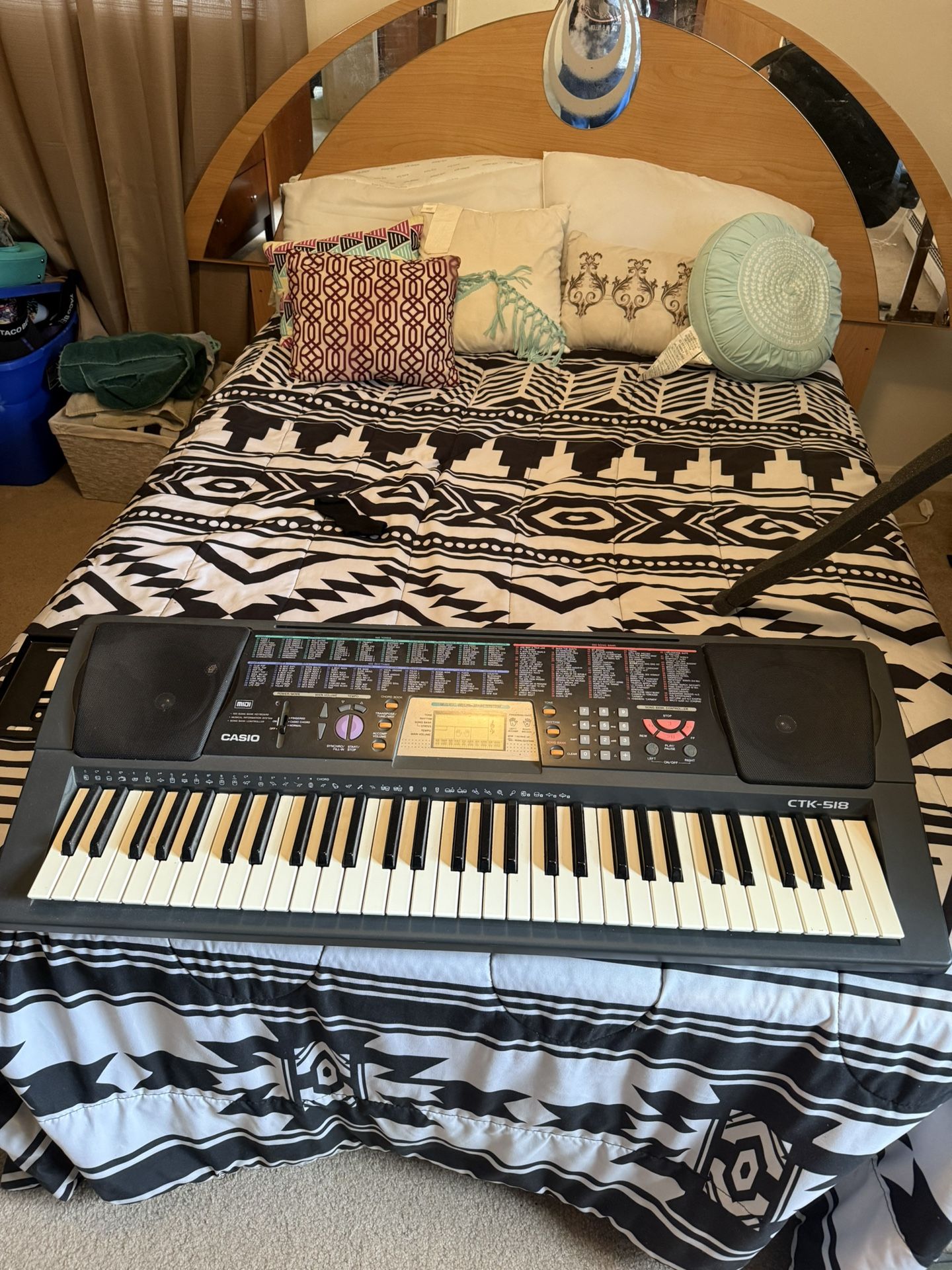 Casio Keyboard
