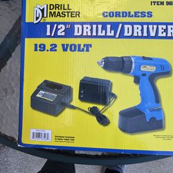 Drill Master 19.2 Volt 1/2" Cordless Drill/Driver