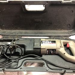 Porter Cable Tiger Saw  ( Jig Saw) 