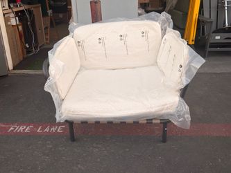 Oversized chair black metal