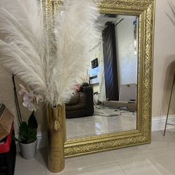Mirror And Table 