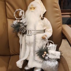 SANTA FIGURE W/ GIFTS - 18" ($ Reduced)