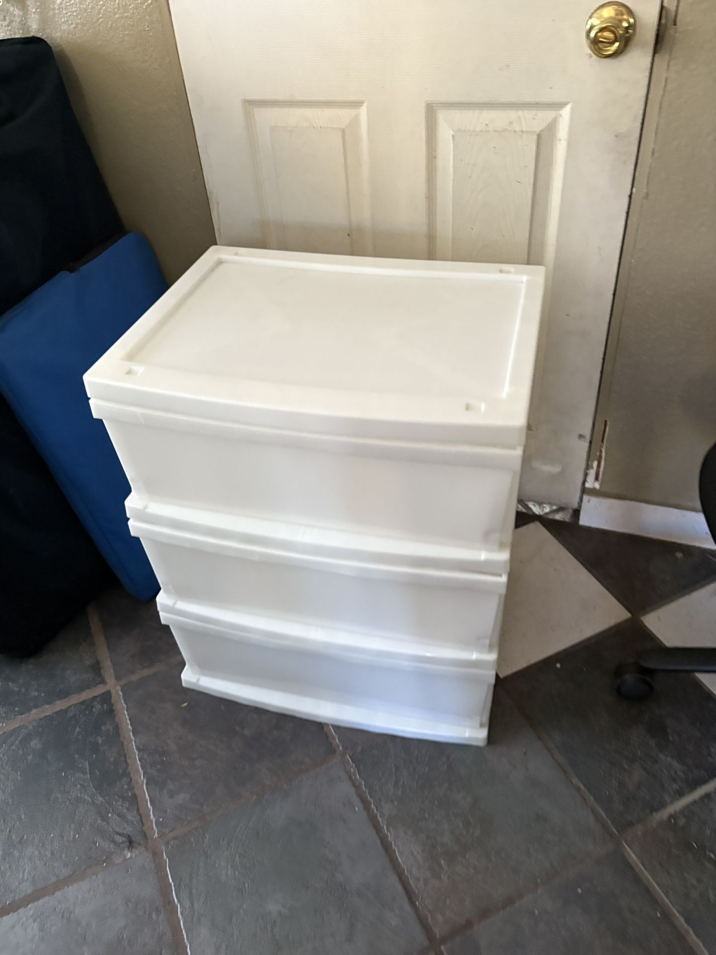 Plastic Drawers 25” Tall X 21”X16.5”