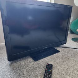 32" Panasonic LCD TV 