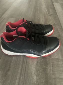 Jordan 11 low retro 9.5
