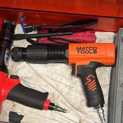 New Matco Air Hammer With Air Hammer Bits 