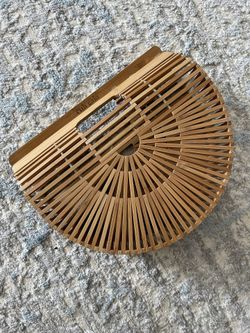 Cult Gaia Ark Clutch (Small)