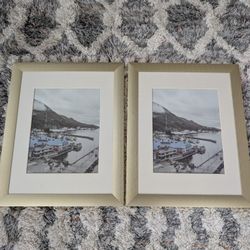 Set of 2 Gold Picture Frames — 11x14 (8x10 Mat Opening)