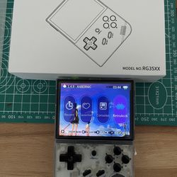 Anbernic RG35XX 64gb retro handheld