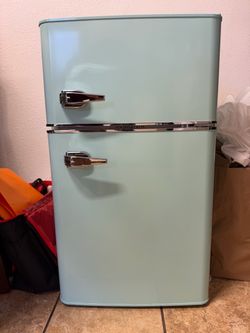 Teal Retro mini fridge