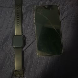 Apple Watch ,iPhone 11 Pro Max