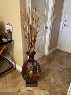 Vase with Stems With Lights