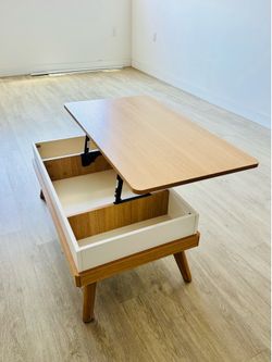 Modern Lift-Top Coffee Table with Storage (Like New)