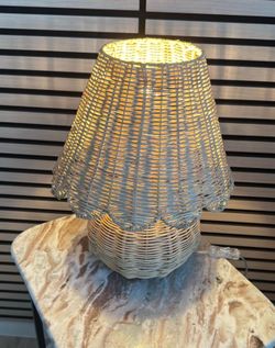 Rattan lamp