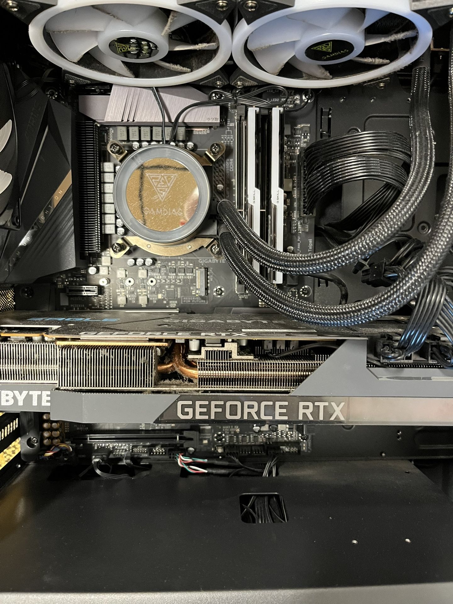 USED - Gaming Desktop - I9 10th Gen , RTX 3090
