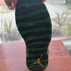 Jordan Seattle 10 size 10