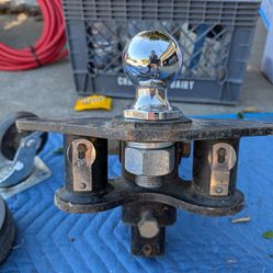 Heavy Duty Weight Distribution Hitch – Adjustable – 2” Ball