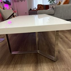 Axel, White Rectangular coffee table