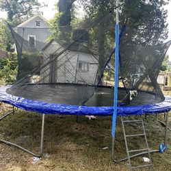 15 Ft Trampoline 